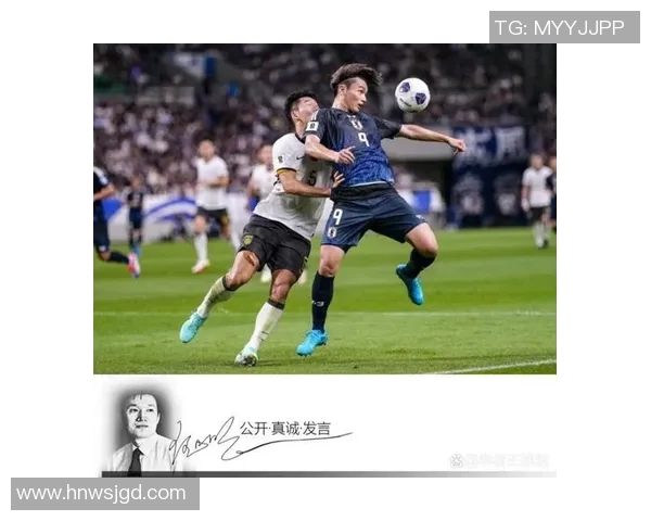 足球明星挑战乒乓球技艺展现运动魅力与友谊精神的精彩对决