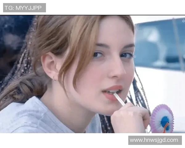 足球明星女友魅力大揭秘精美图片大全展示她们的风采与时尚